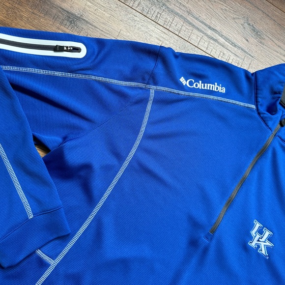 Columbia Golf Blue UK Quarter Zip Pullover. Large. - Picture 3 of 4